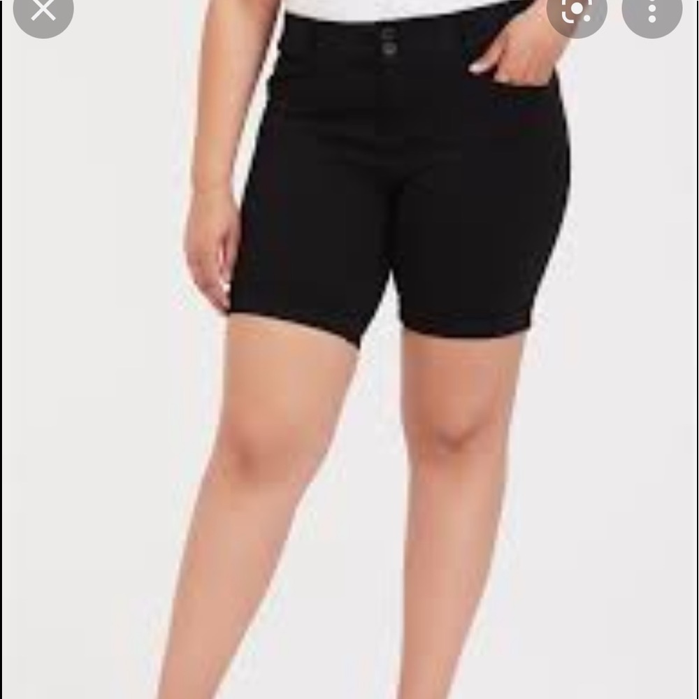 Studio Signature Premium Ponte Cuffed Bermuda Shorts